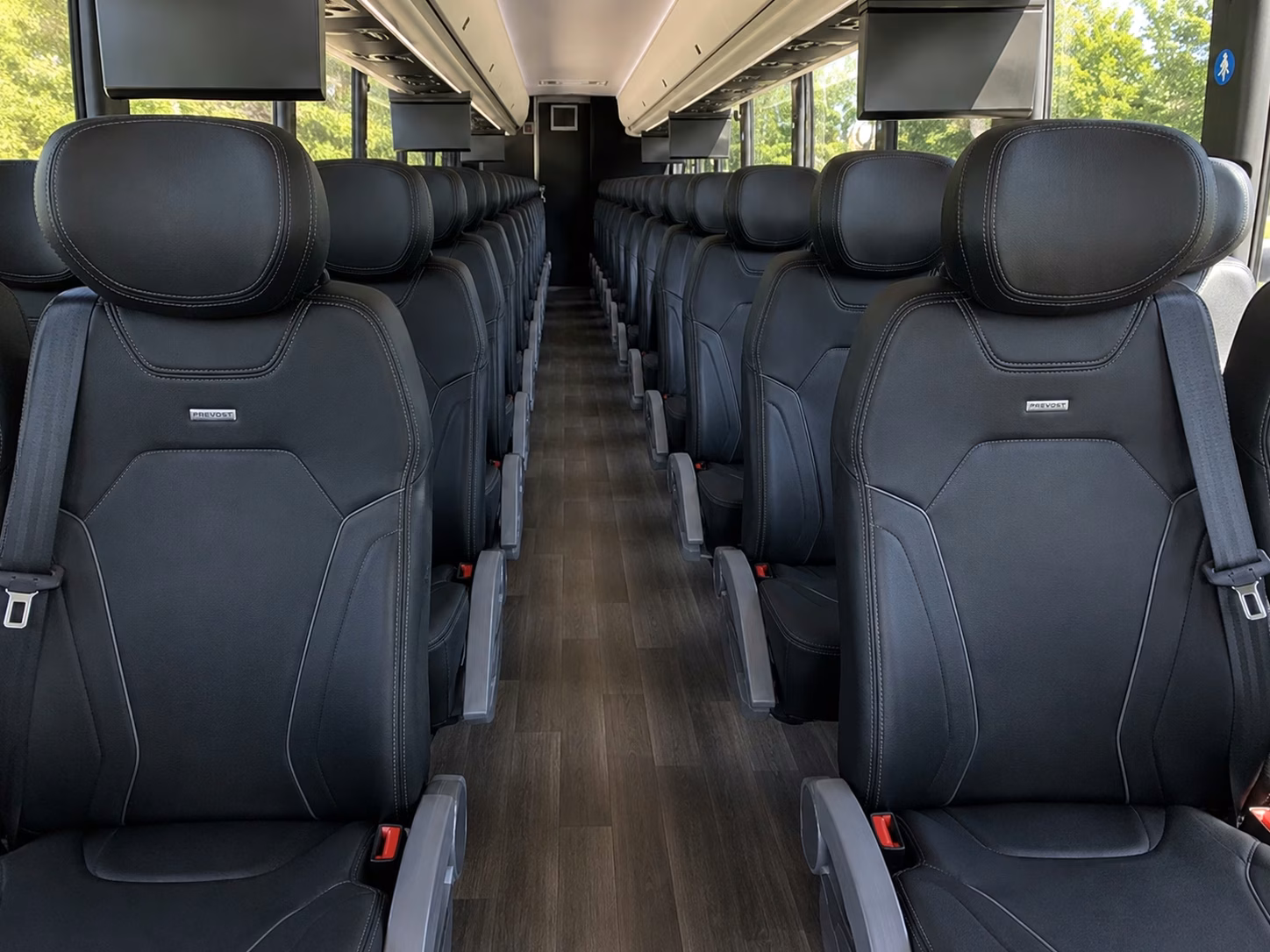 livonia charter bus rentals to detroit s top museums