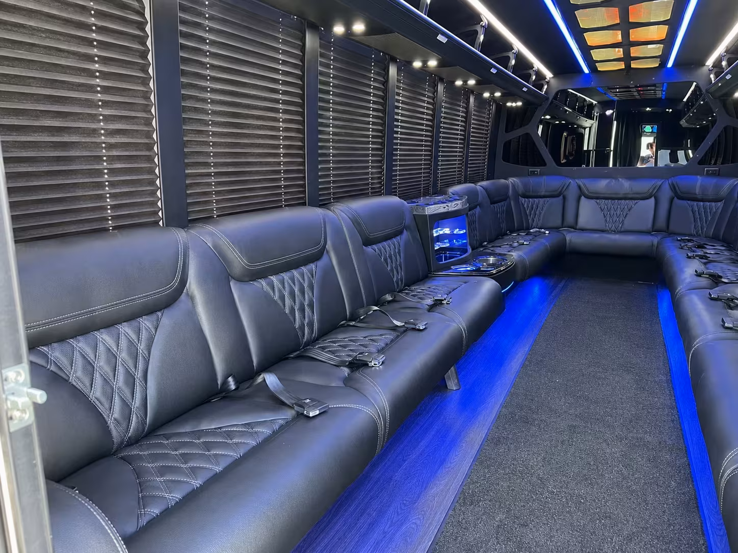 livonia party bus rentals for prom night
